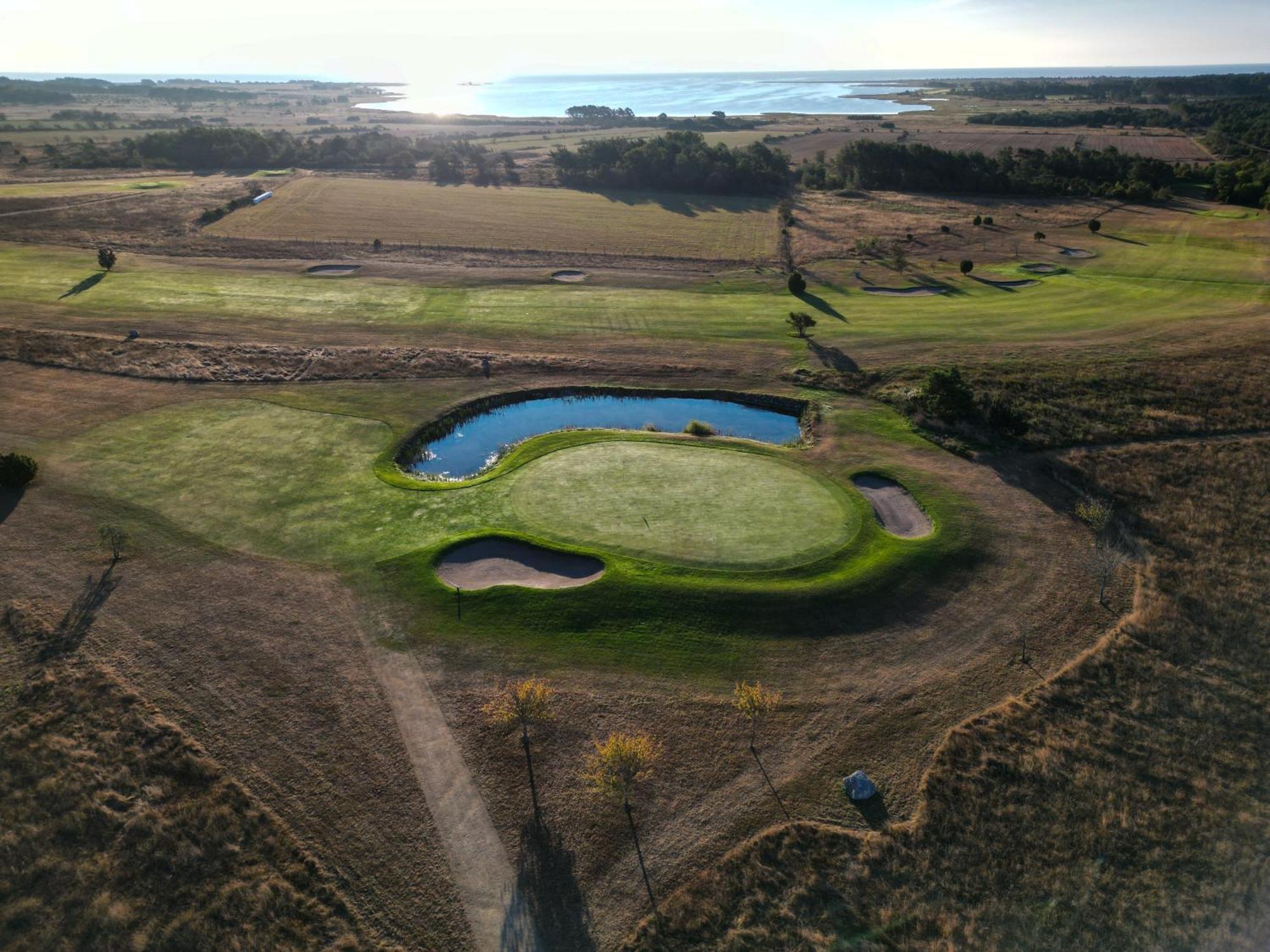 Naer Golfklubb Stugbyn Hotel Ljugarn ภายนอก รูปภาพ